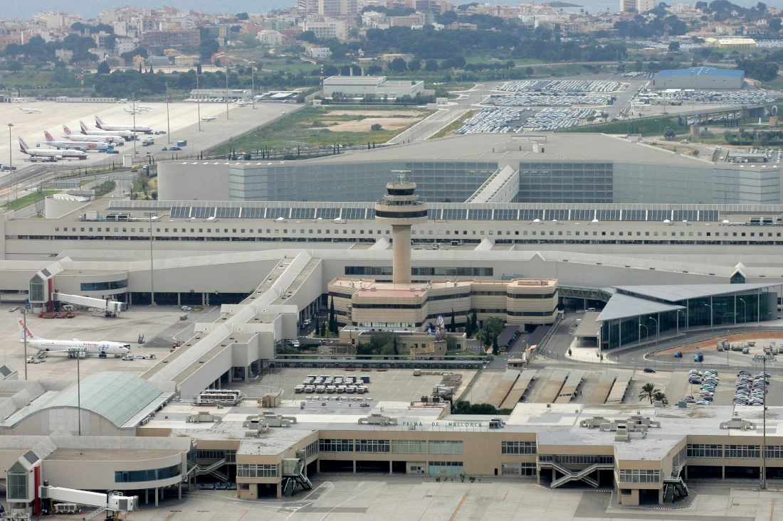 pasajeros Aeropuerto de Palma. Foto_ AENA