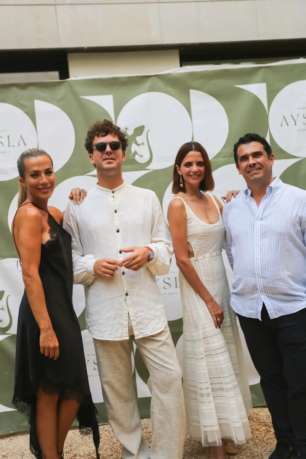 Martina Benvenutto, Aldo Comas, Macarena Go╠ümez ,Alejandro Bautista