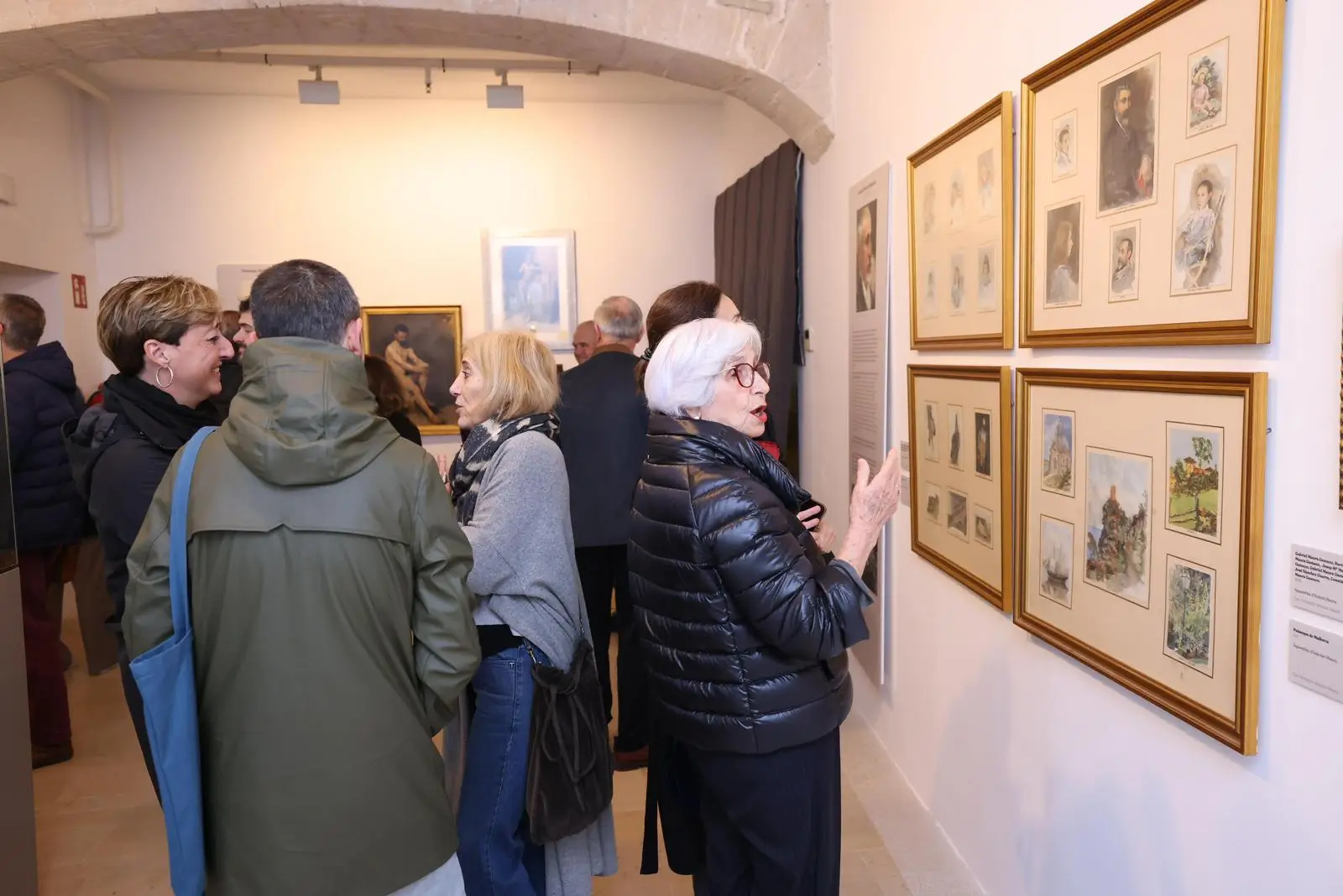 Asistentes a la muestra de Antoni Maura en Museu de Mallorca