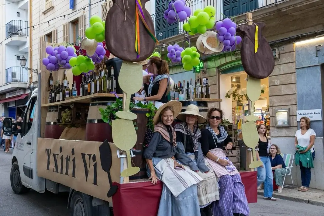 desfile carrozas binissalem